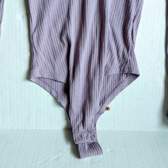 Urban Heritage Cold Shoulder Low Cut Bodysuit - Picture 6 of 6